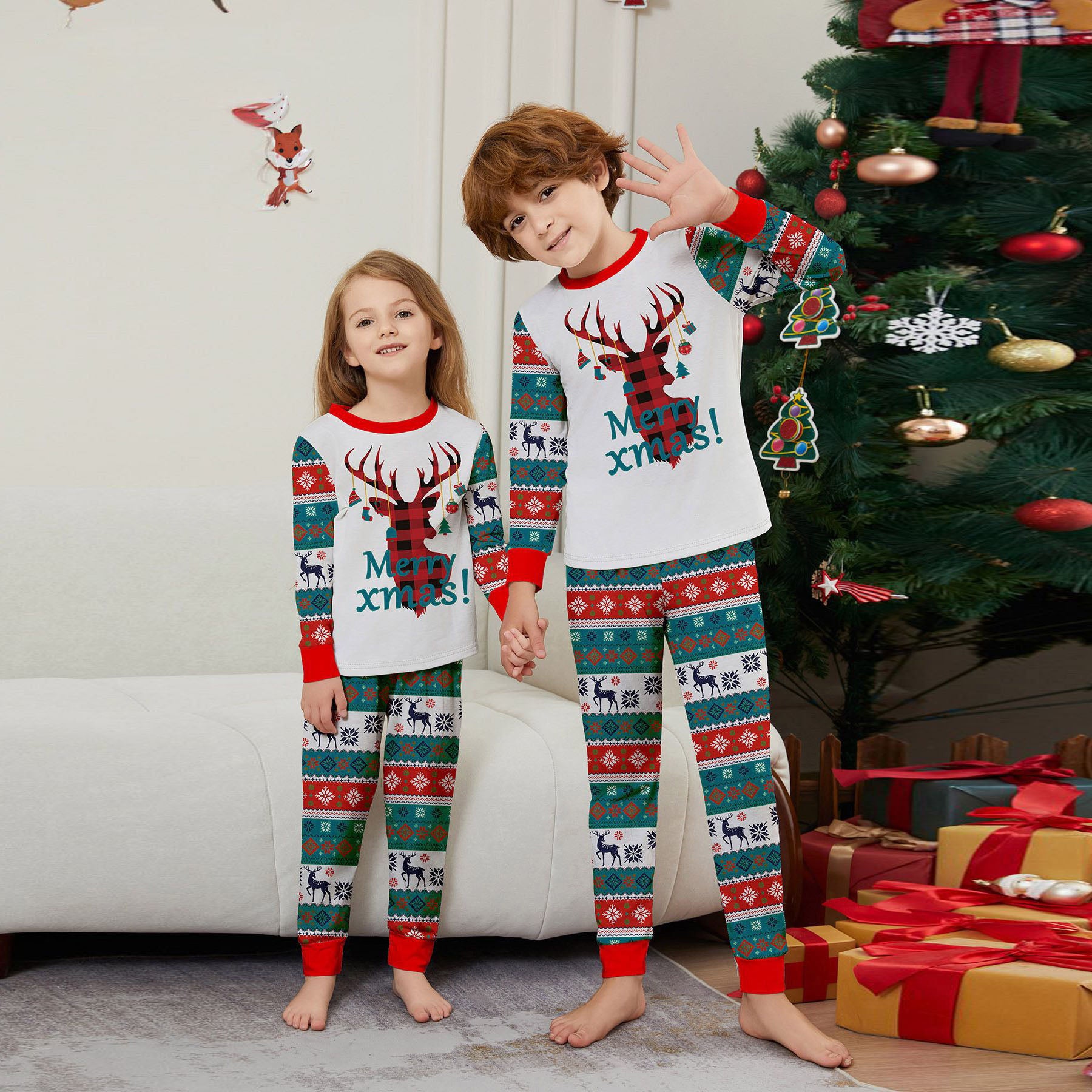 Christmas Deer print Contrasting colors Family Matching Pajamas Sets - Ciclove